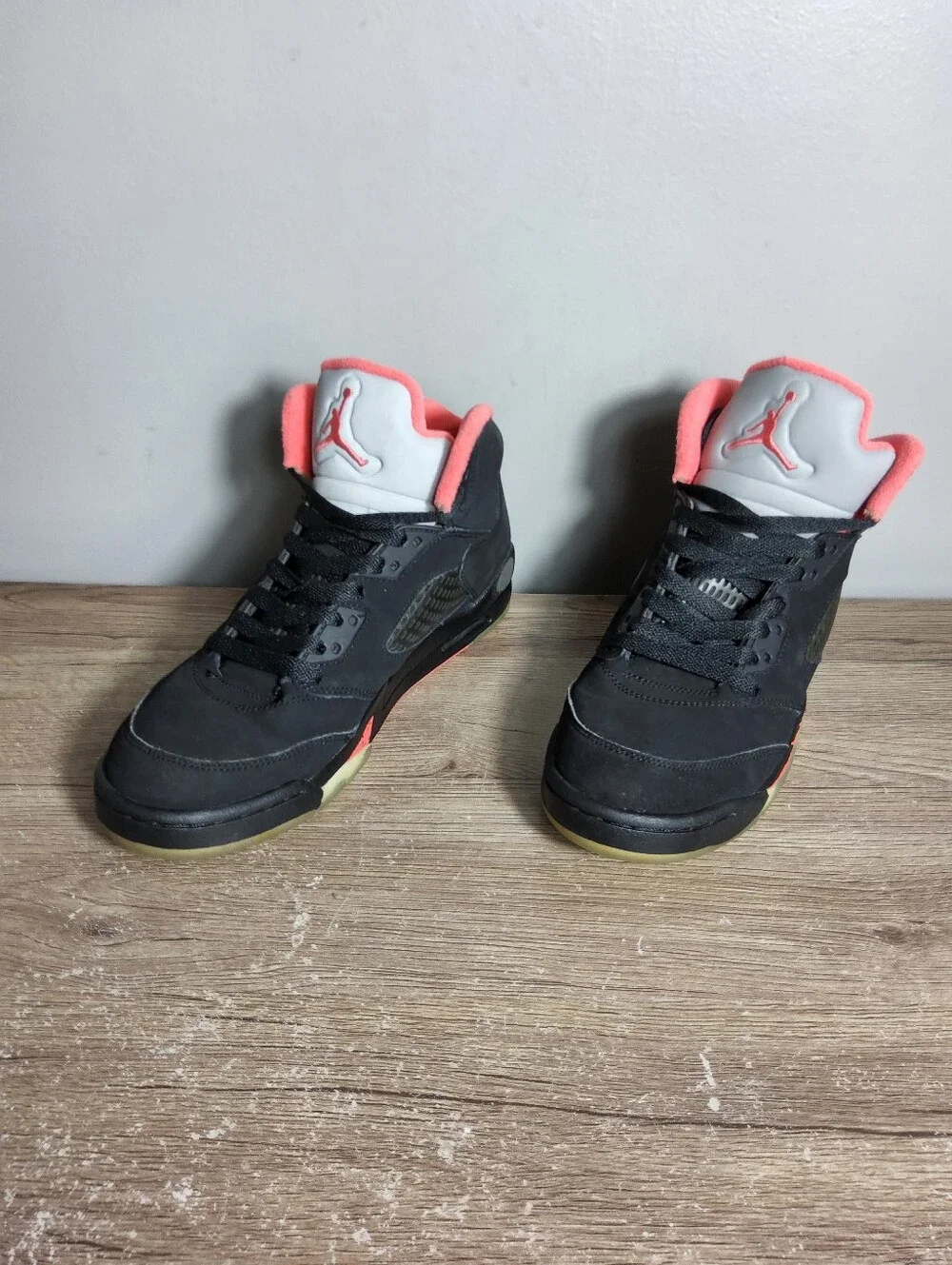 Nike Air Jordan 5 Retro GS Black Alarming Red 2011 Size 7Y 440892-001